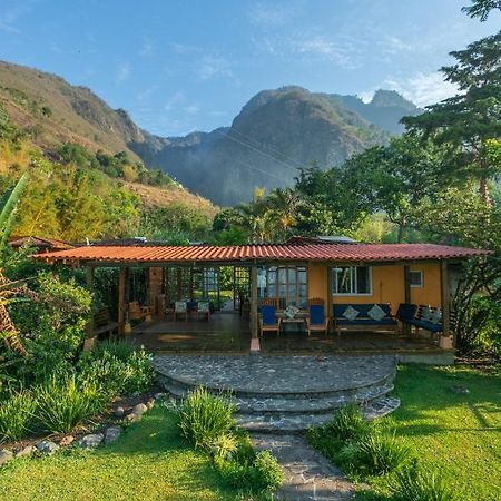סנטה קרוז לה לגונה Lake Front Retreat At Los Elementos מראה חיצוני תמונה