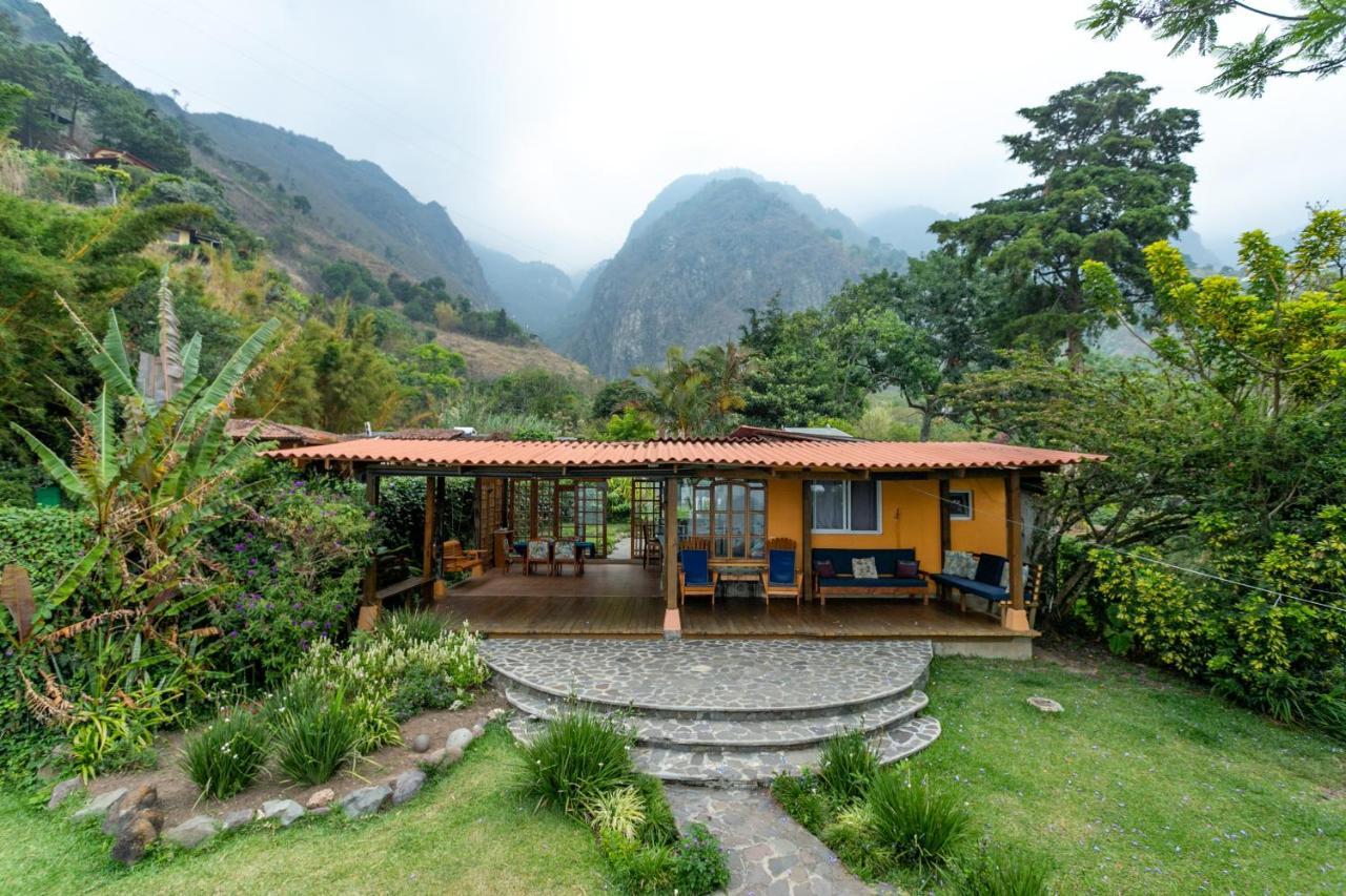 סנטה קרוז לה לגונה Lake Front Retreat At Los Elementos מראה חיצוני תמונה